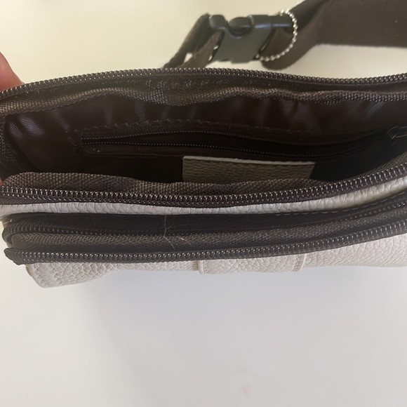 COWHIDE Leather Fanny Pack White - Picture 3 of 16